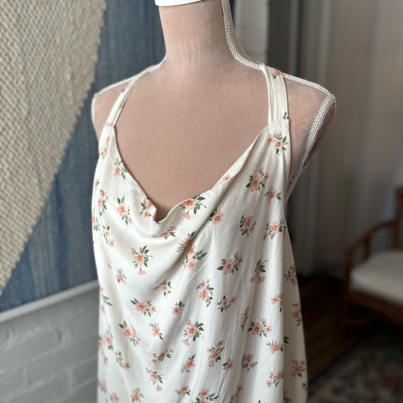 American Eagle Cream Floral Halter Top Dress - Picture 4 of 9